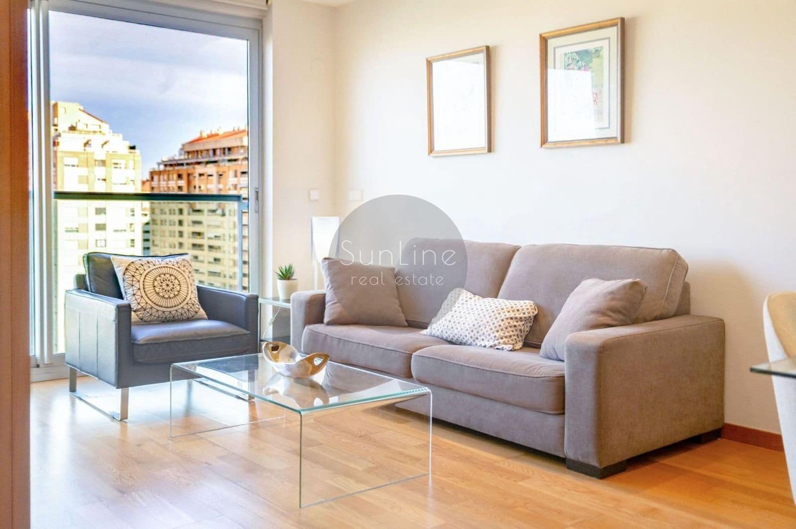 2 quarto Apartamento para arrendar em Valencia cidade com piscina garagem - 1 950 € (Ref: 10181725)