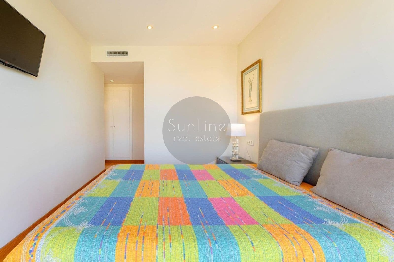 2 quarto Apartamento para arrendar em Valencia cidade com piscina garagem - 1 950 € (Ref: 10181725)