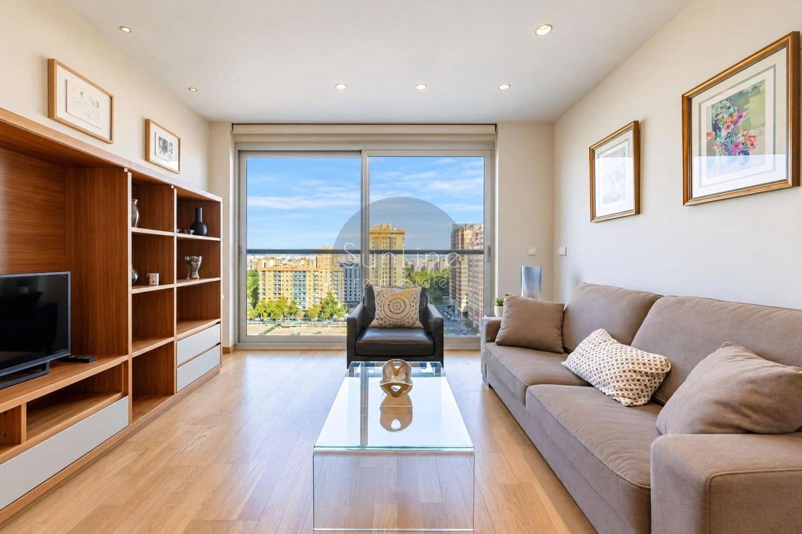 2 quarto Apartamento para arrendar em Valencia cidade com piscina garagem - 1 950 € (Ref: 10181725)