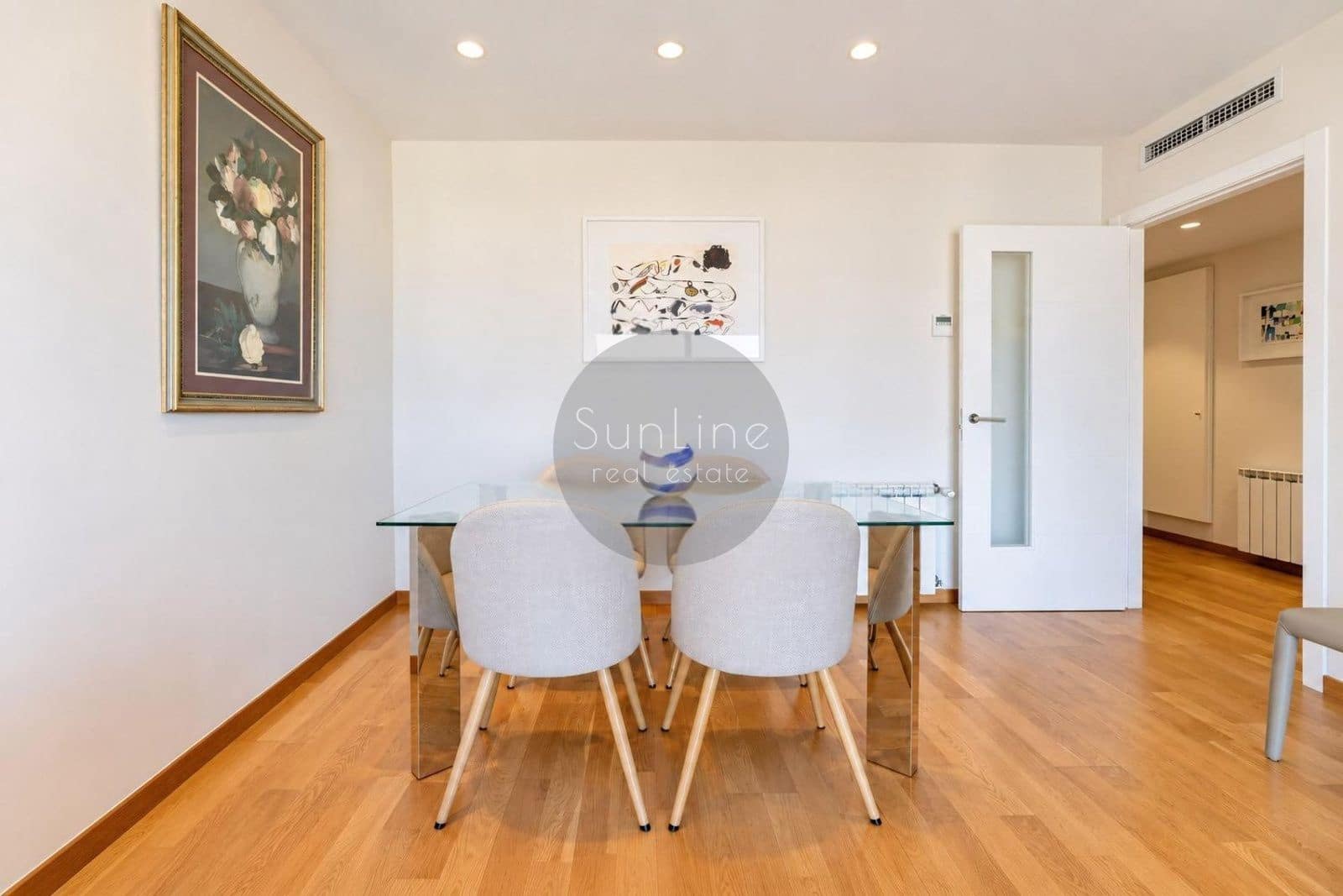 2 quarto Apartamento para arrendar em Valencia cidade com piscina garagem - 1 950 € (Ref: 10181725)