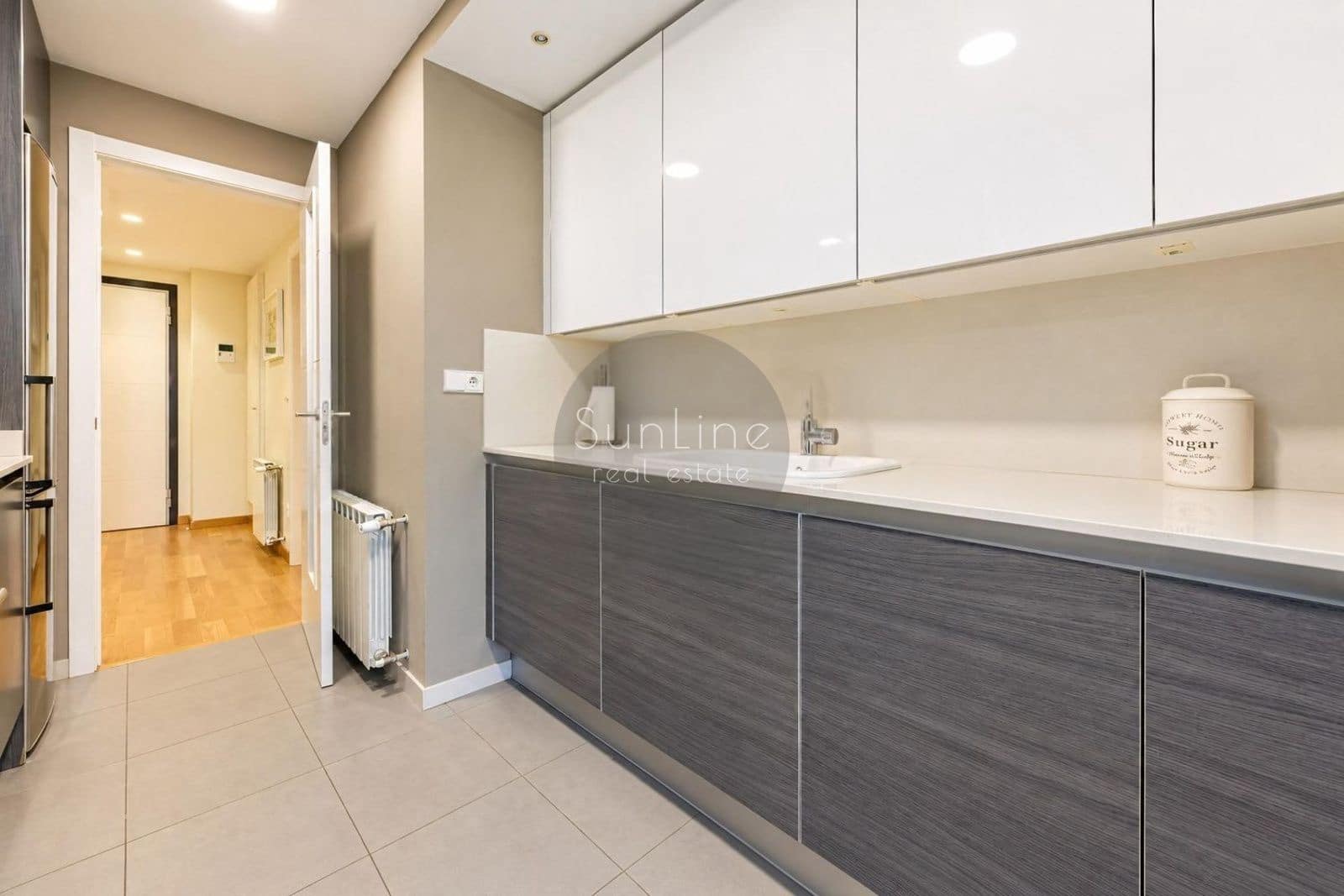 2 quarto Apartamento para arrendar em Valencia cidade com piscina garagem - 1 950 € (Ref: 10181725)
