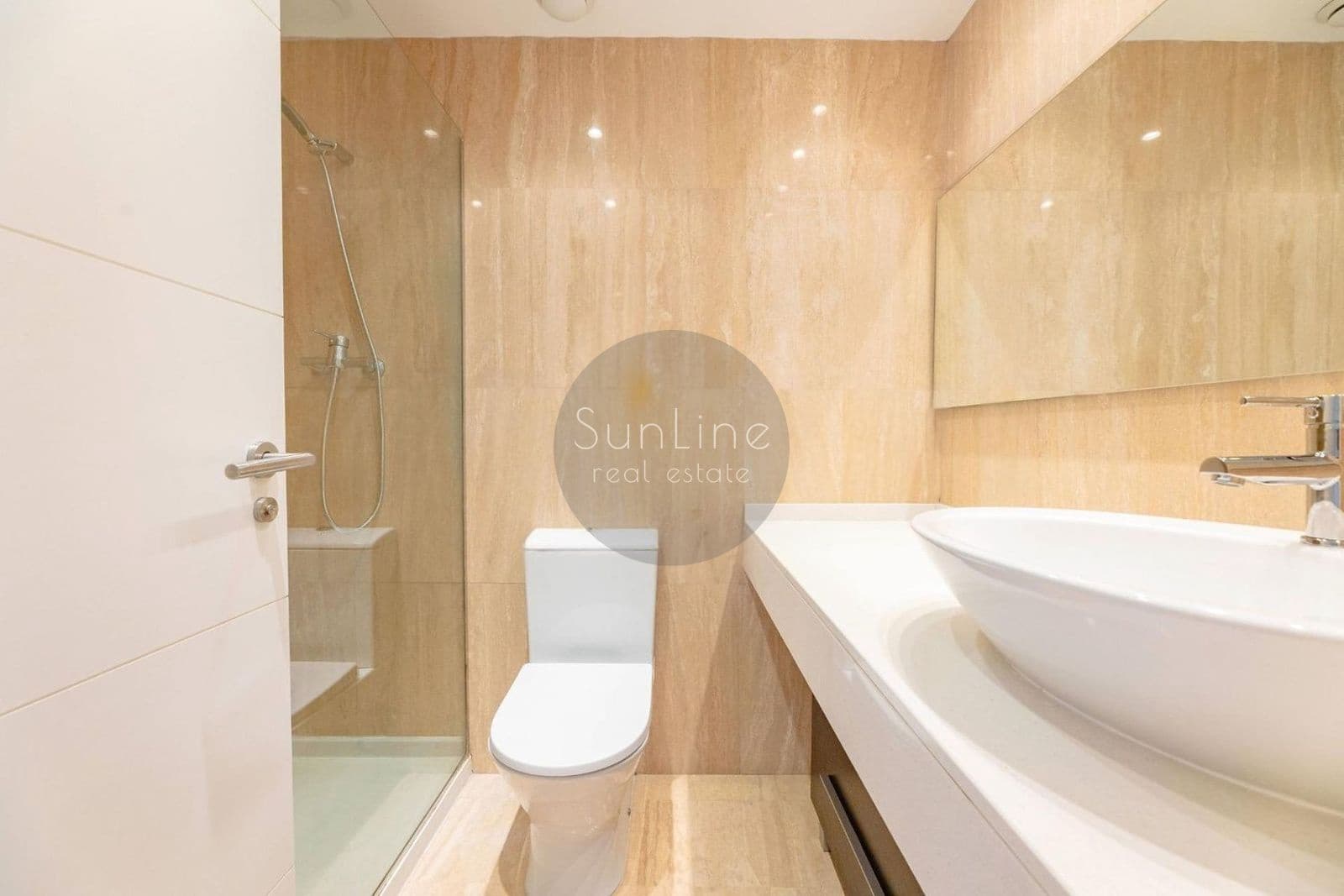2 quarto Apartamento para arrendar em Valencia cidade com piscina garagem - 1 950 € (Ref: 10181725)