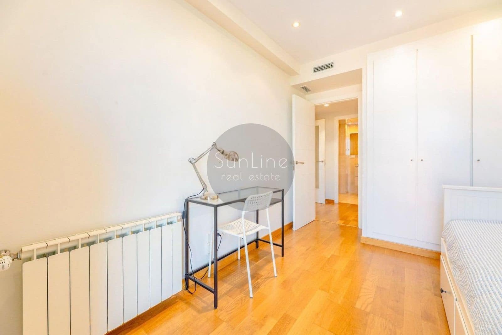 2 quarto Apartamento para arrendar em Valencia cidade com piscina garagem - 1 950 € (Ref: 10181725)