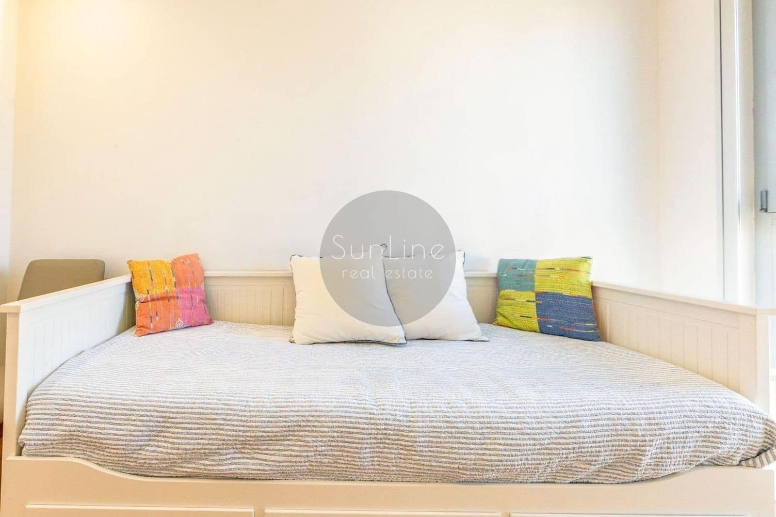 2 quarto Apartamento para arrendar em Valencia cidade com piscina garagem - 1 950 € (Ref: 10181725)