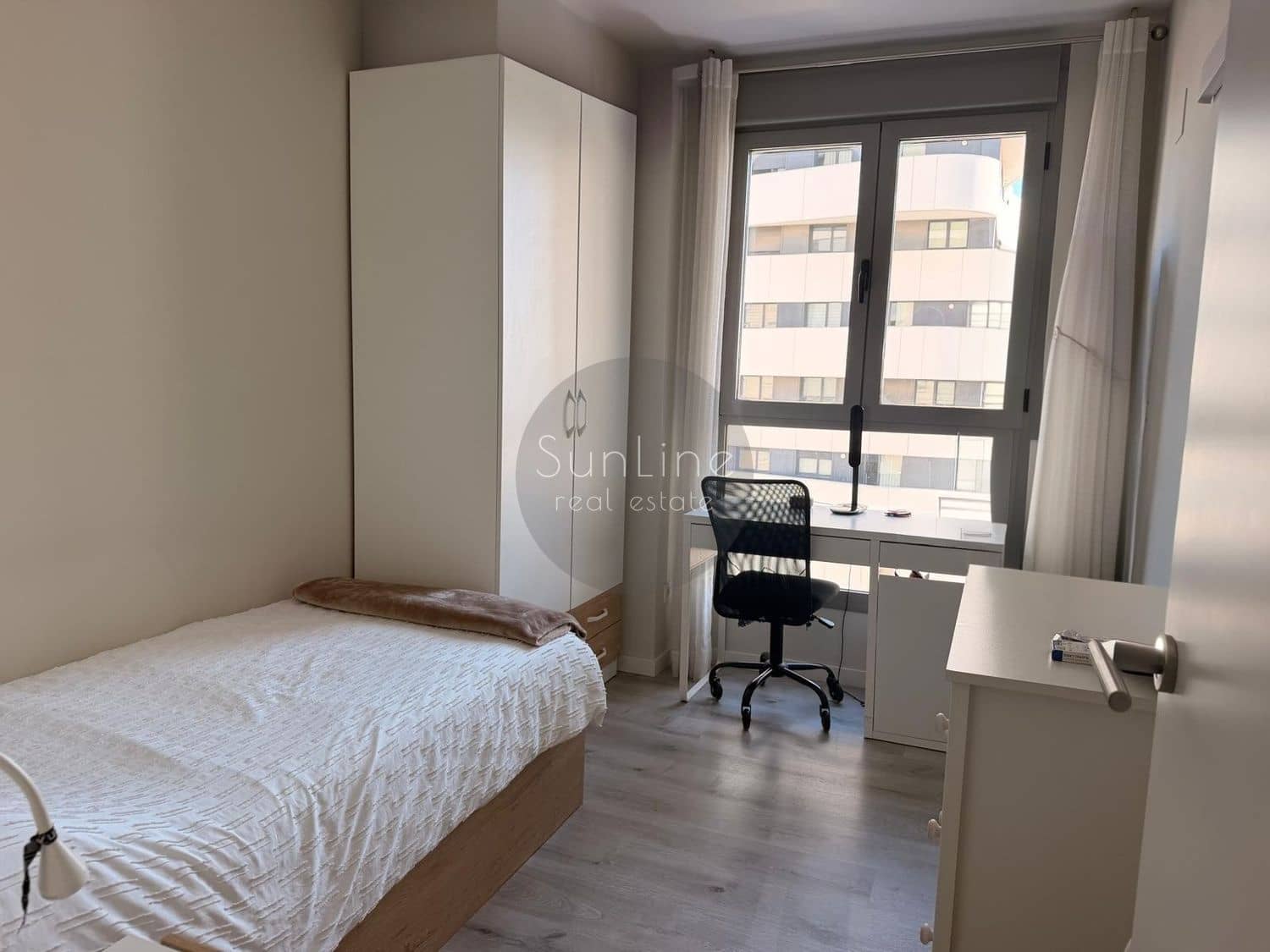 3 Zimmer Wohnung zu vermieten in Valencia Stadt mit Pool Garage - 2.100 € (Ref: 10182346)