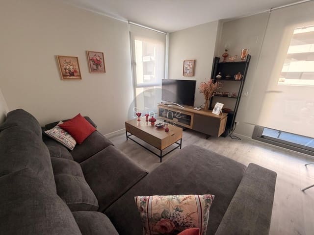 3 slaapkamer Flat te huur in Quatre Carreres, Valencia stad met zwembad garage - € 2.100 (Ref: 10182346)