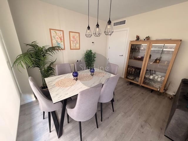 3 slaapkamer Flat te huur in Quatre Carreres, Valencia stad met zwembad garage - € 2.100 (Ref: 10182346)
