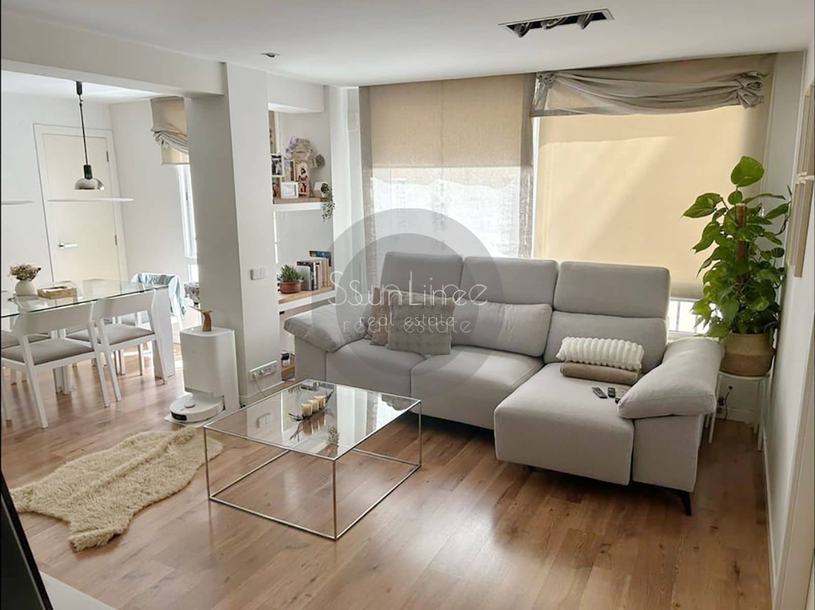 2 soverom Leilighet til leie i Valencia by med garasje - € 1 650 (Ref: 10183721)
