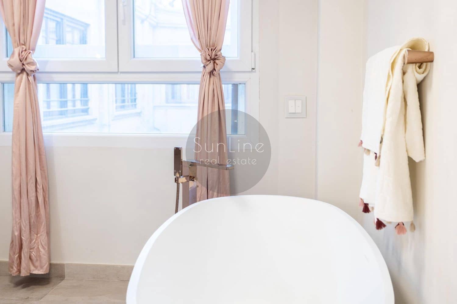 4 Zimmer Wohnung zu vermieten in Valencia Stadt mit Garage - 4.900 € (Ref: 10183914)