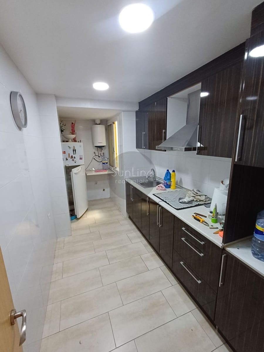 Piso de 3 habitaciones en València ciudad en venta - 295.000 € (Ref: 10186132)