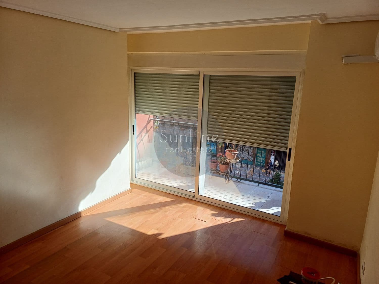 Piso de 3 habitaciones en València ciudad en venta - 295.000 € (Ref: 10186132)