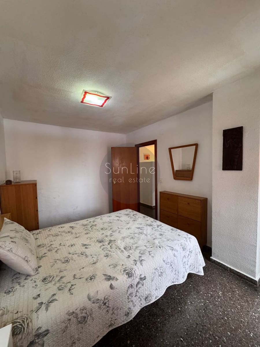 Piso de 3 habitaciones en València ciudad en venta - 255.000 € (Ref: 10186141)
