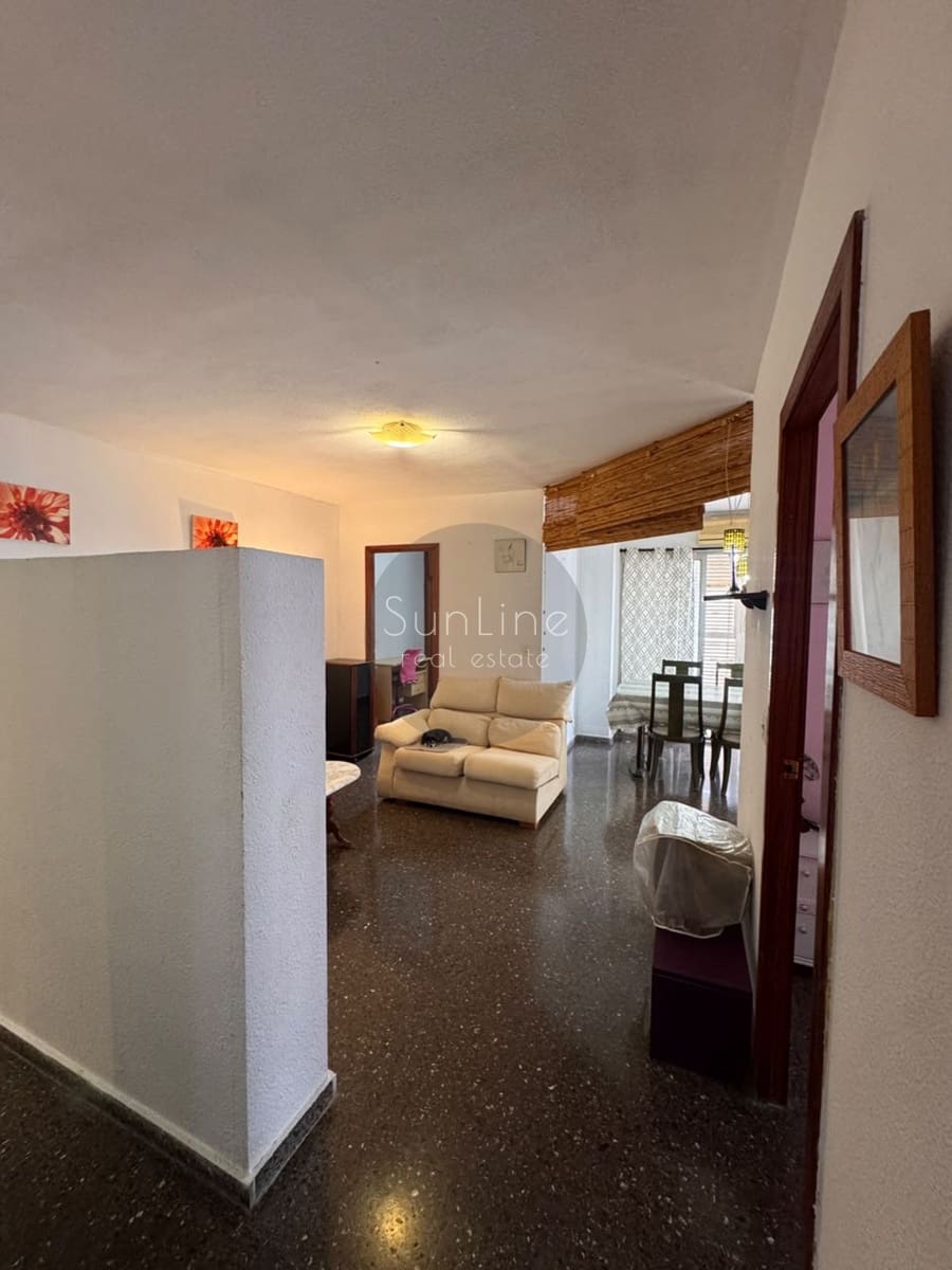 Piso de 3 habitaciones en València ciudad en venta - 255.000 € (Ref: 10186141)