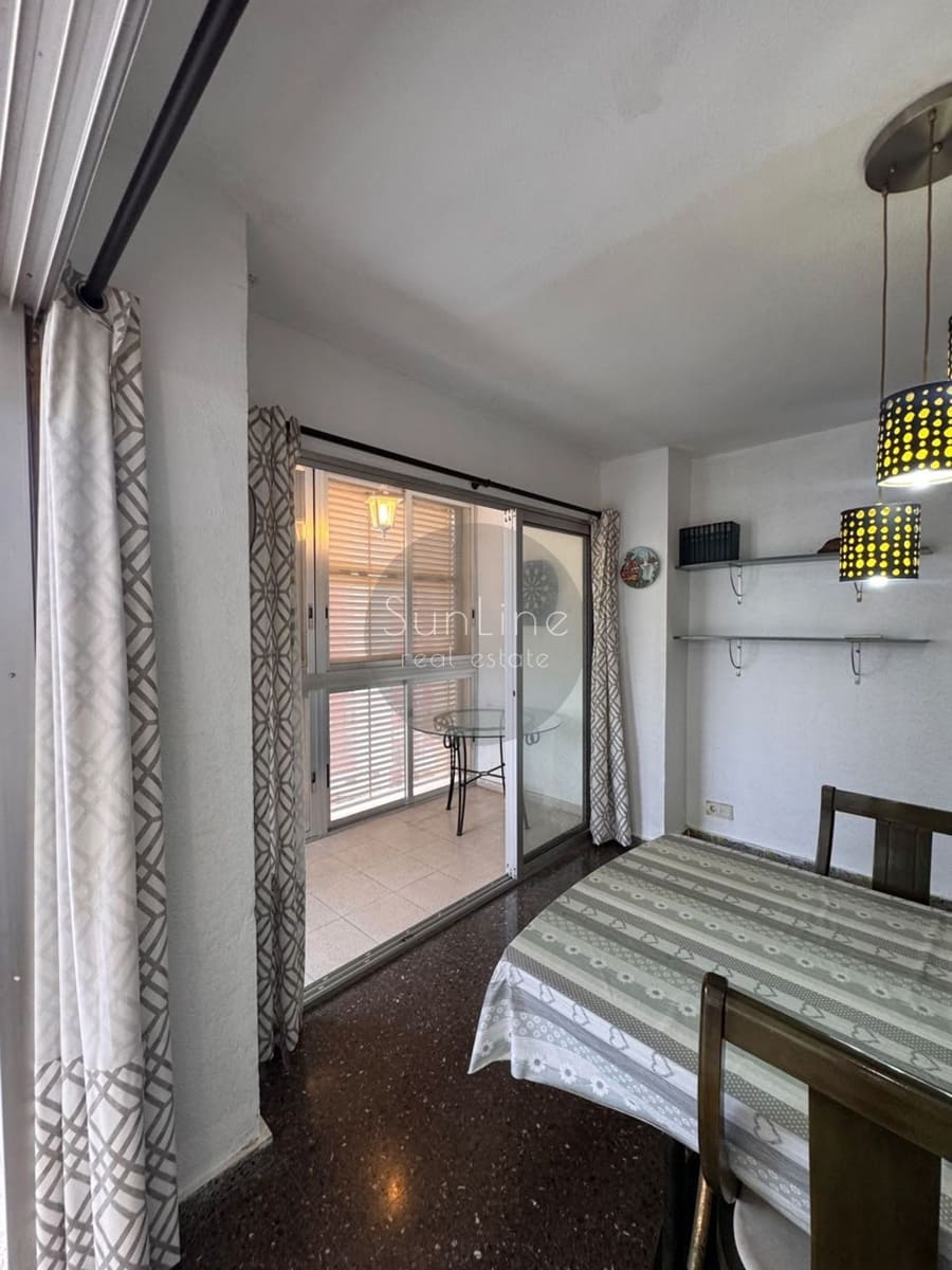 Piso de 3 habitaciones en València ciudad en venta - 255.000 € (Ref: 10186141)