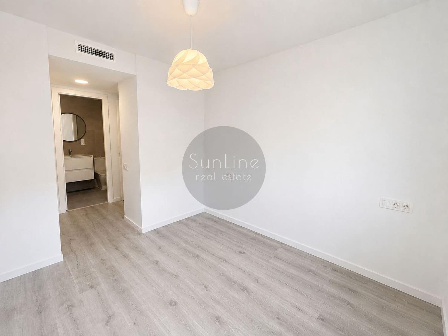 2 soveværelse Lejlighed til salg i Valencia by med swimmingpool garage - € 340.000 (Ref: 10186143)