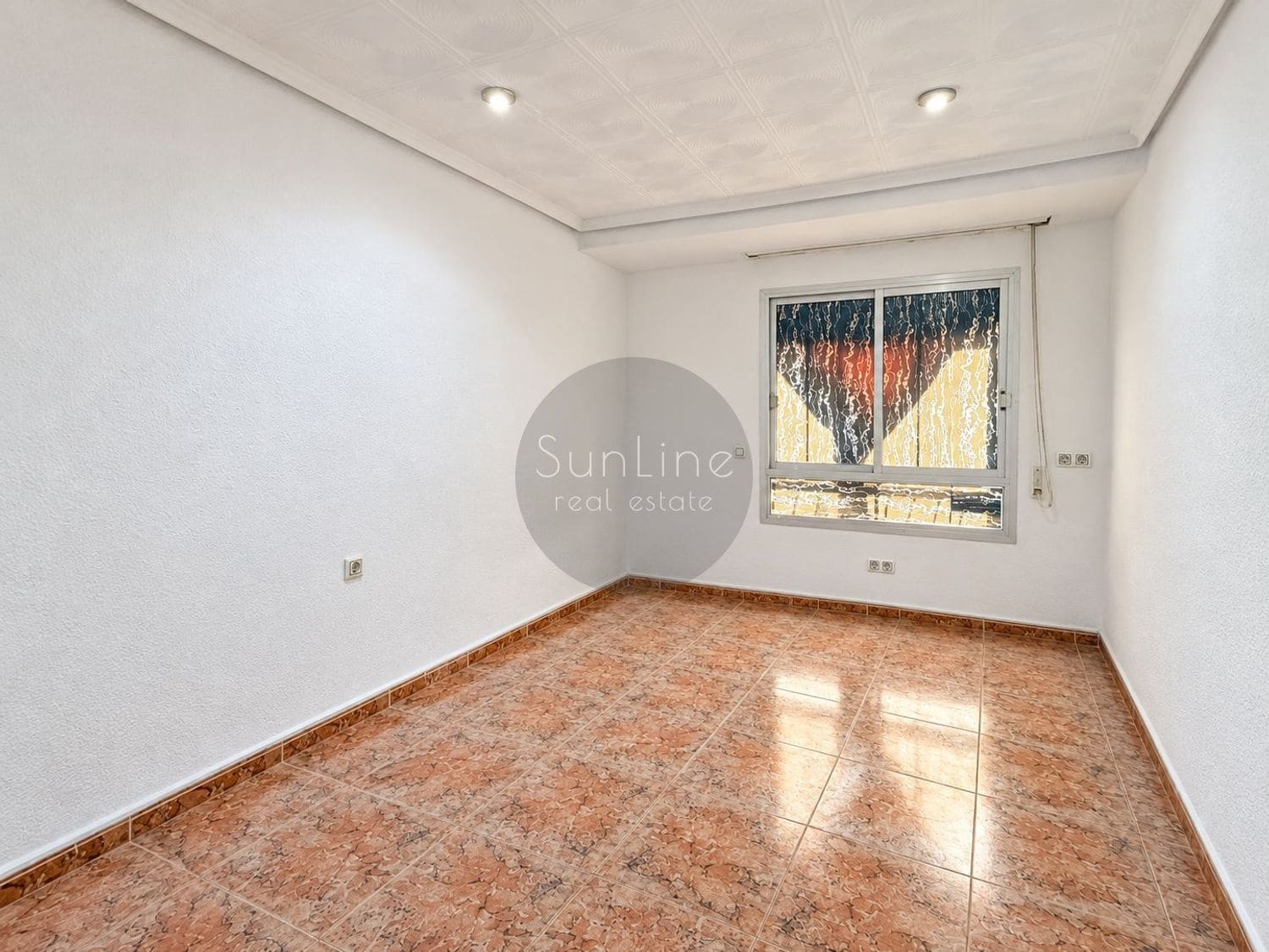 3 soveværelse Lejlighed til salg i Xirivella - € 155.000 (Ref: 10186146)