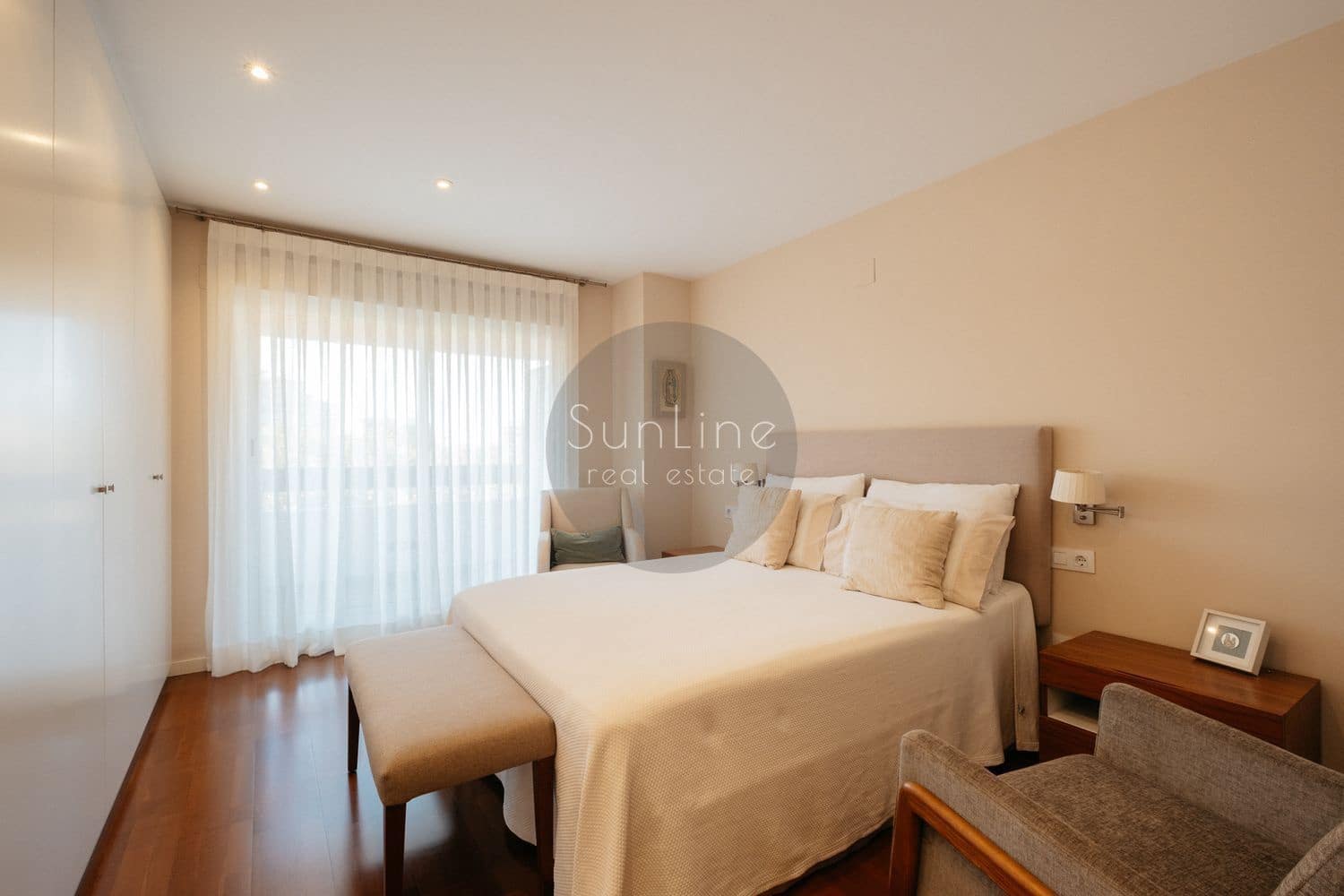 3 bedroom Flat for sale in Valencia city - € 850,000 (Ref: 10186148)