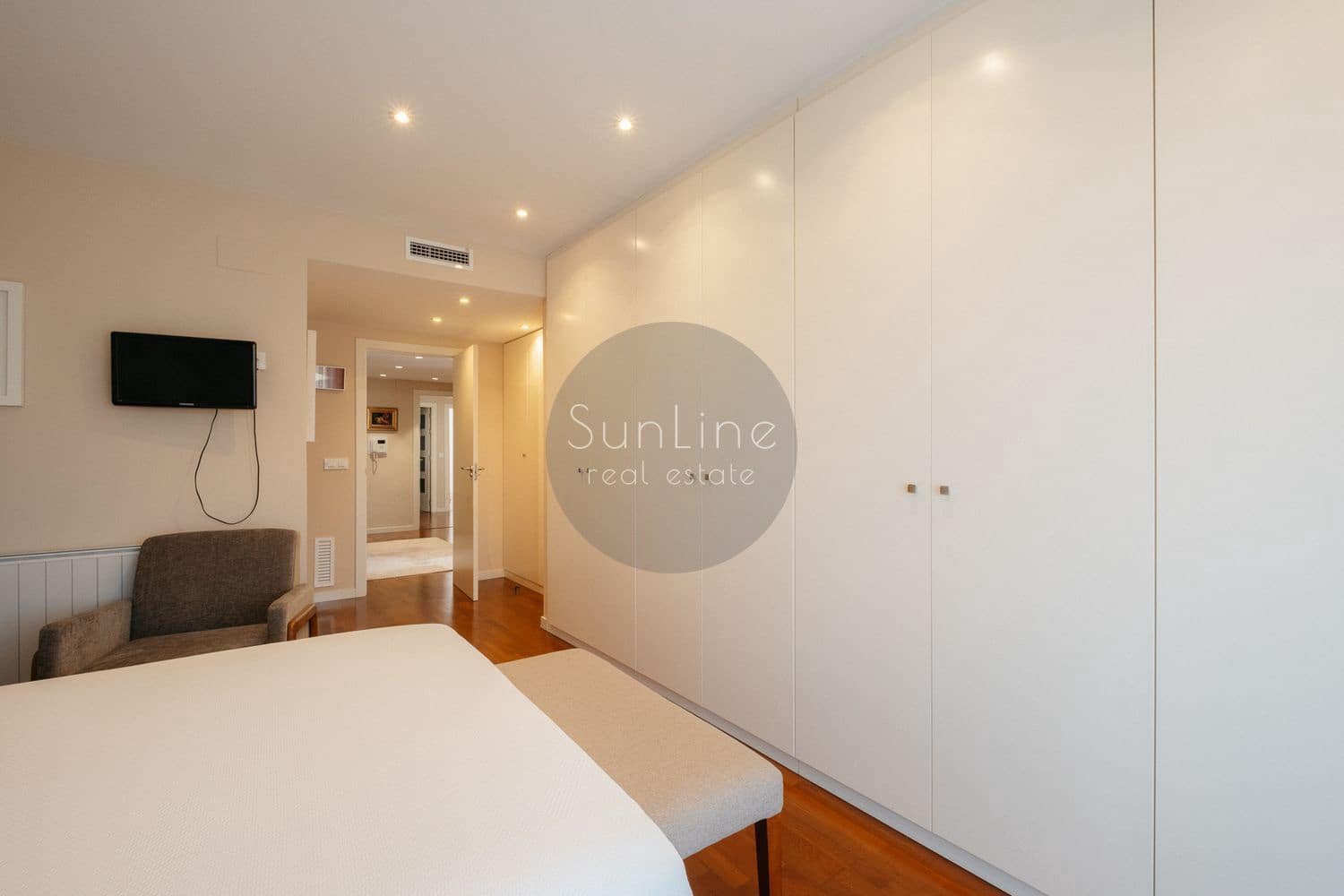 3 bedroom Flat for sale in Valencia city - € 850,000 (Ref: 10186148)