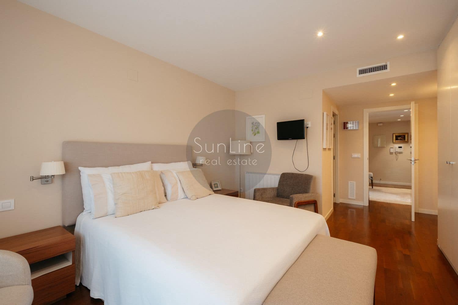 3 bedroom Flat for sale in Valencia city - € 850,000 (Ref: 10186148)