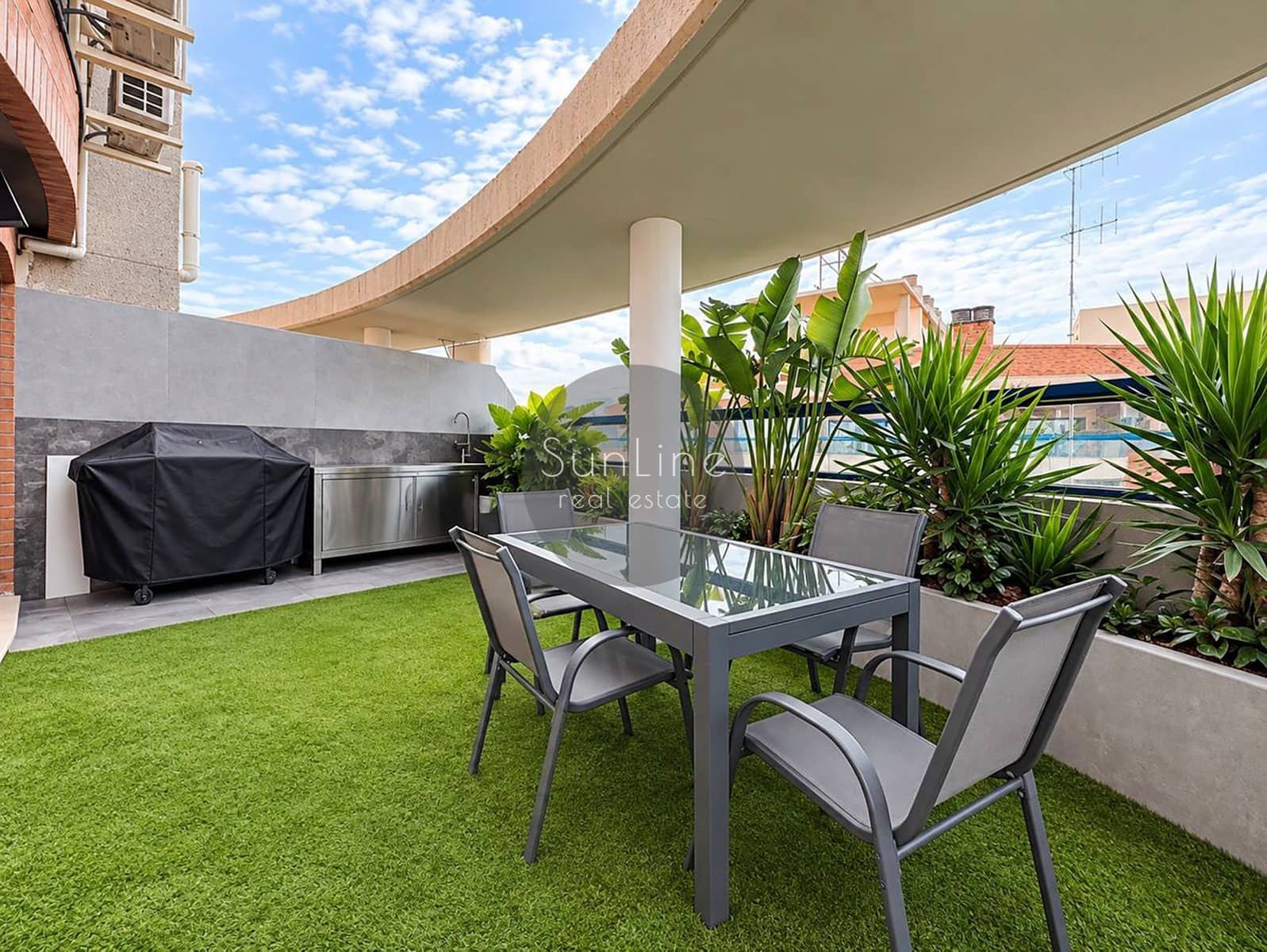 3 slaapkamer Flat te koop in Valencia stad met zwembad garage - € 550.000 (Ref: 10186153)