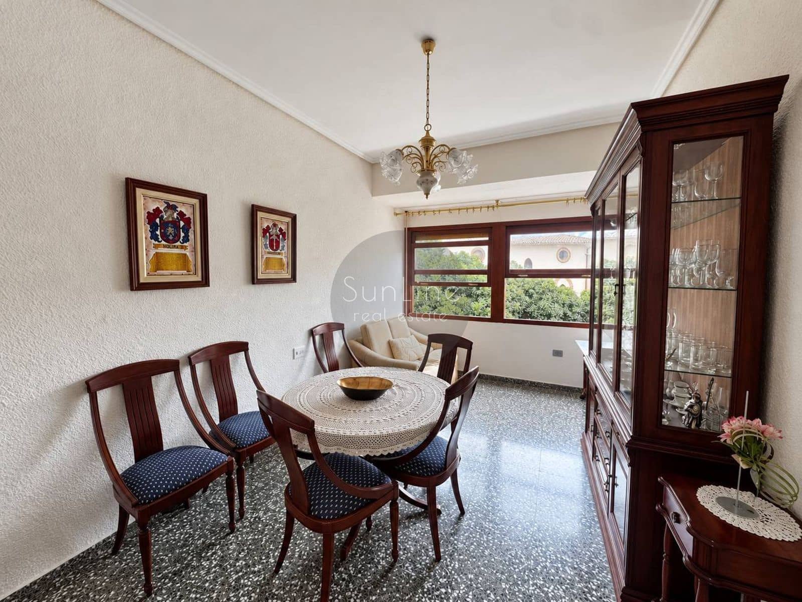 3 soverom Villa til salgs i La Pobla de Vallbona - € 990 000 (Ref: 10186154)