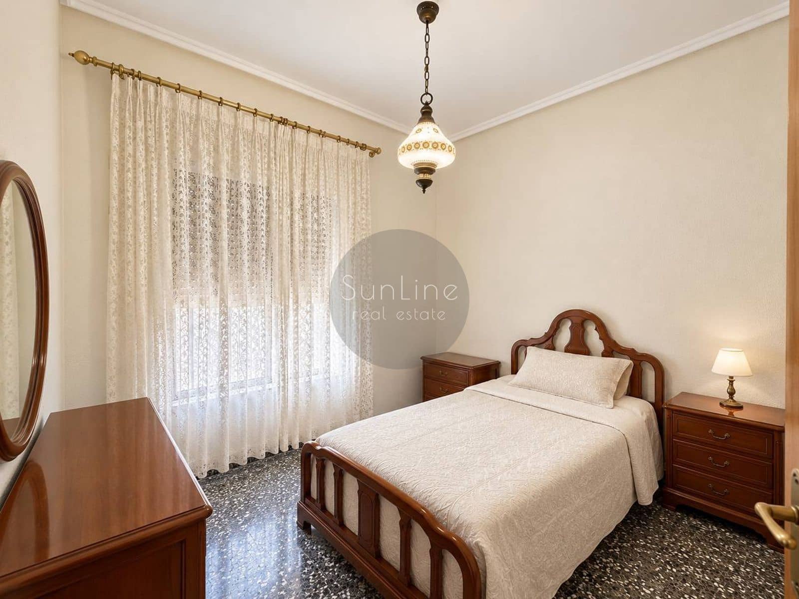 3 soverom Villa til salgs i La Pobla de Vallbona - € 990 000 (Ref: 10186154)