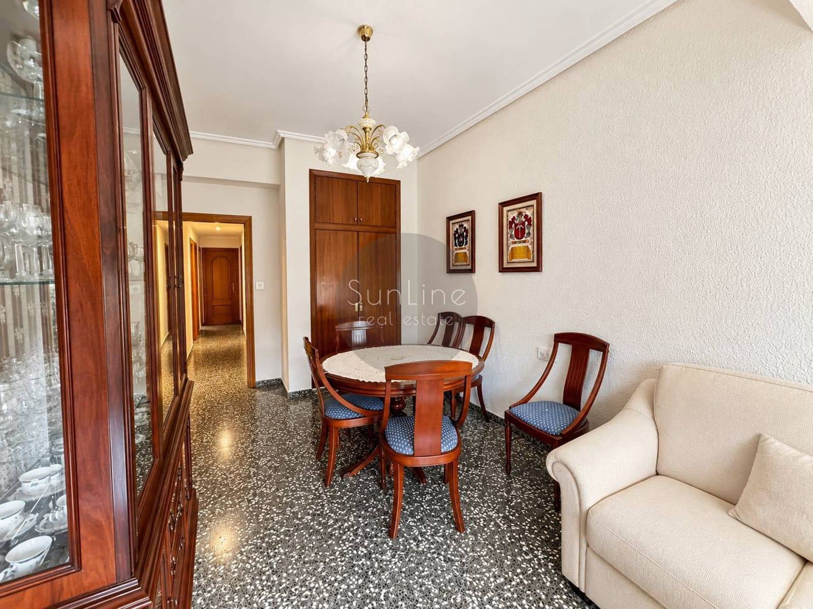 3 soverom Villa til salgs i La Pobla de Vallbona - € 990 000 (Ref: 10186154)
