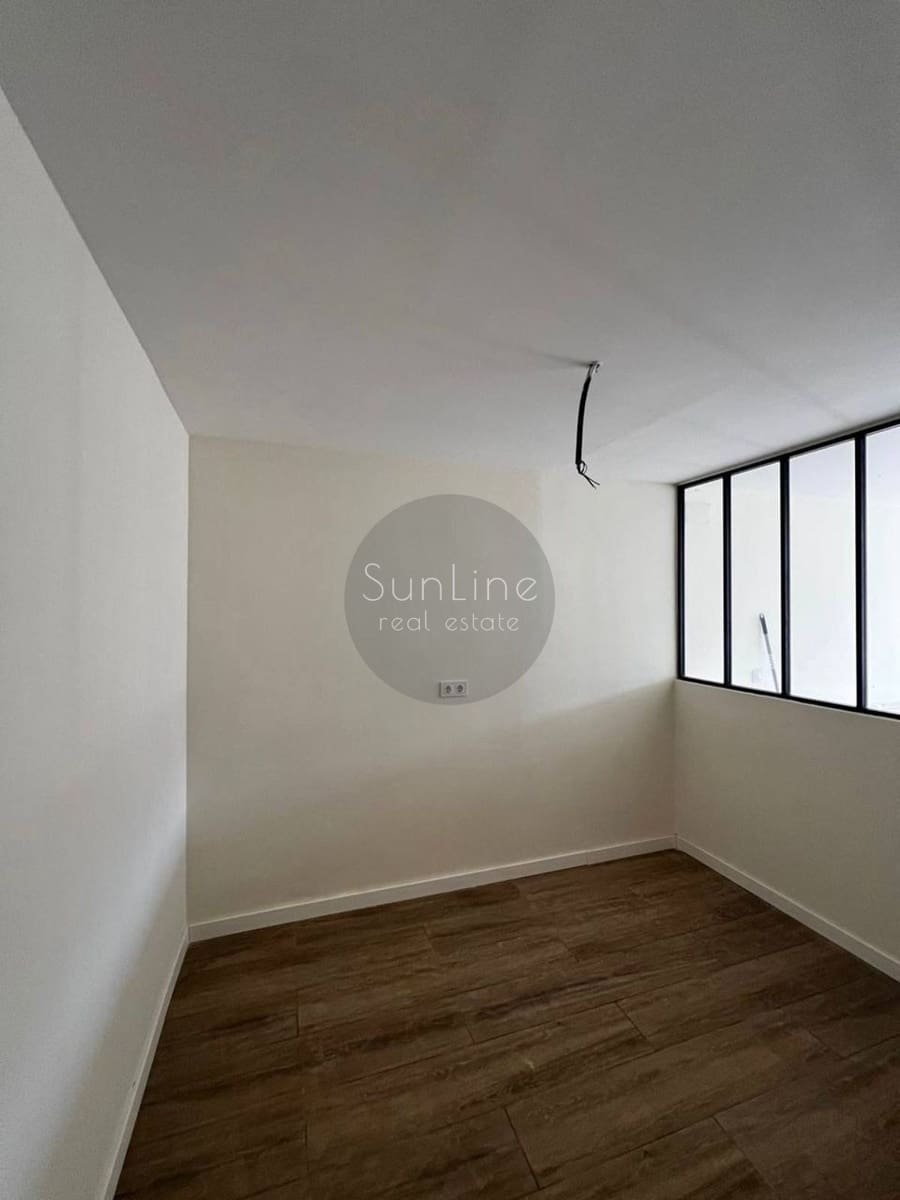 4 slaapkamer Flat te koop in Valencia stad met garage - € 405.000 (Ref: 10186159)