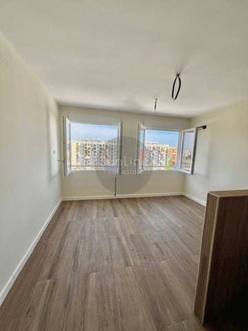 4 slaapkamer Flat te koop in Valencia stad met garage - € 405.000 (Ref: 10186159)