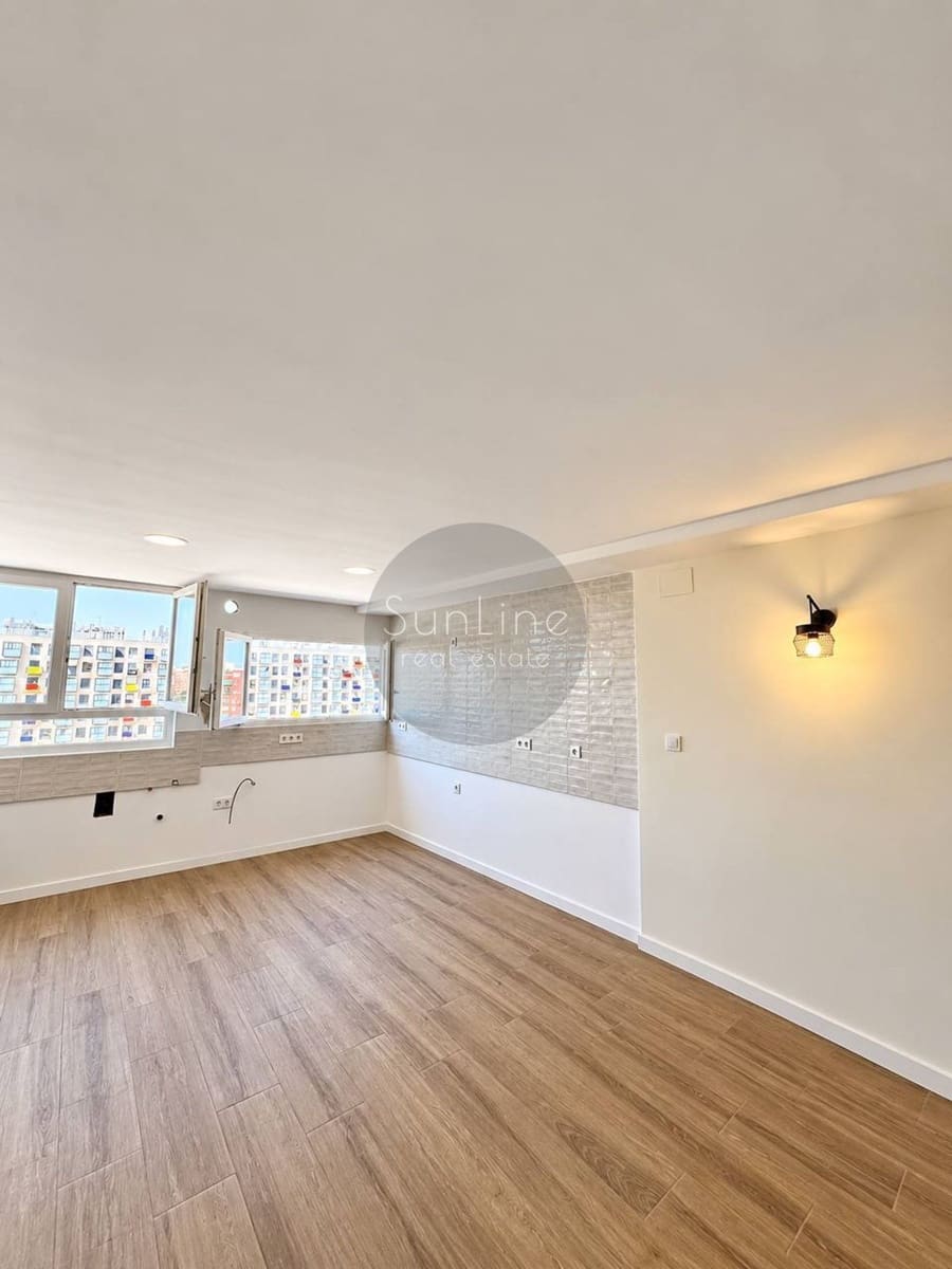 4 slaapkamer Flat te koop in Valencia stad met garage - € 405.000 (Ref: 10186159)