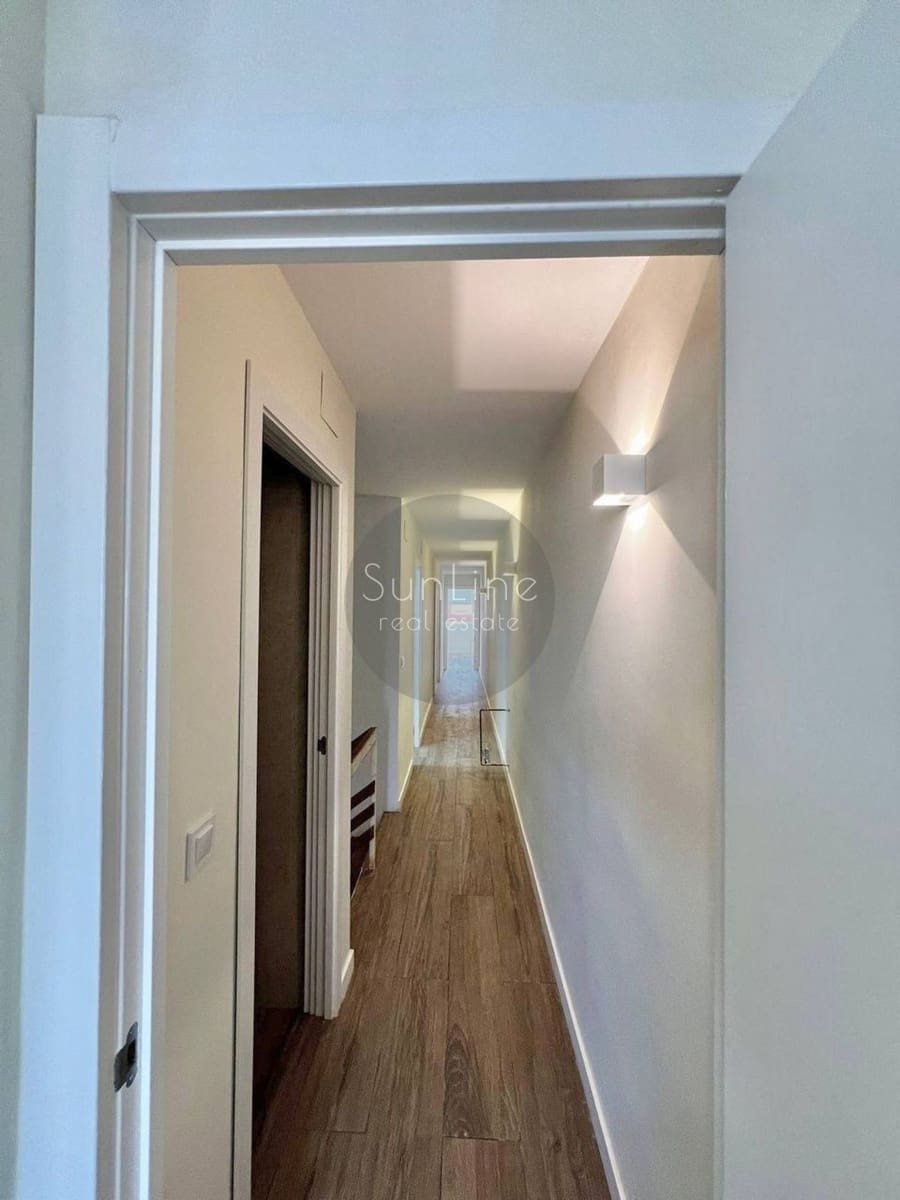 4 slaapkamer Flat te koop in Valencia stad met garage - € 405.000 (Ref: 10186159)