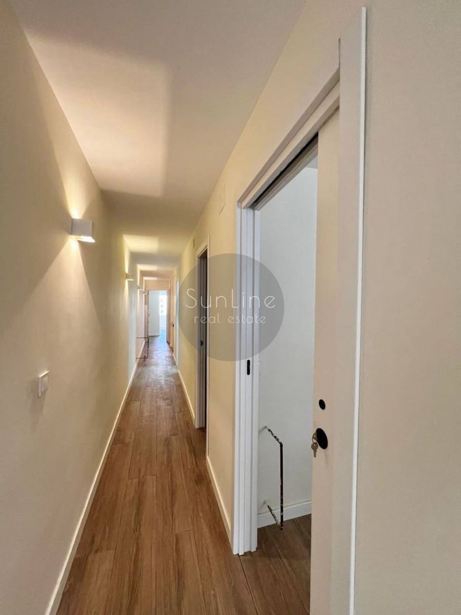 4 slaapkamer Flat te koop in Valencia stad met garage - € 405.000 (Ref: 10186159)