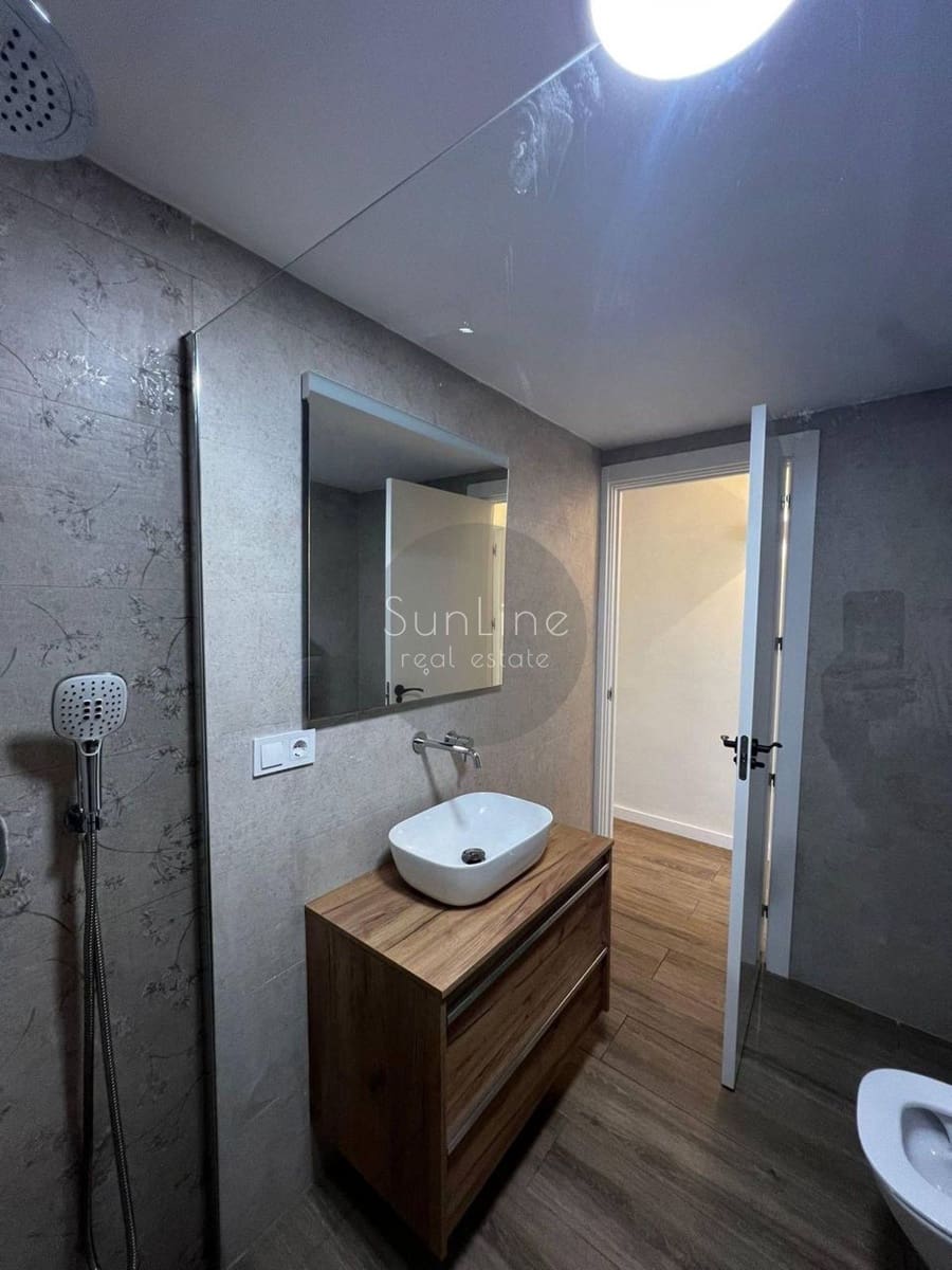 4 slaapkamer Flat te koop in Valencia stad met garage - € 405.000 (Ref: 10186159)