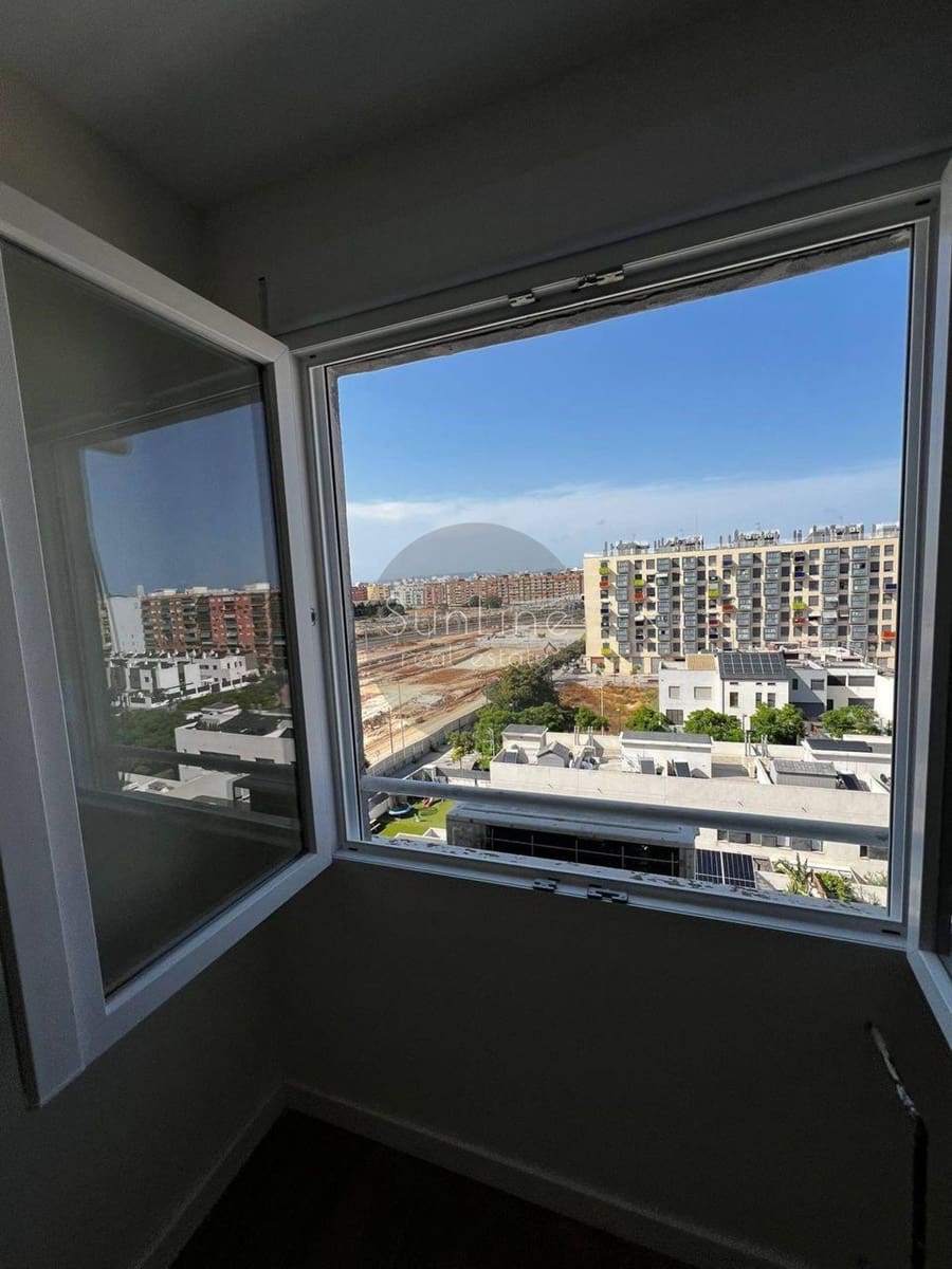 4 slaapkamer Flat te koop in Valencia stad met garage - € 405.000 (Ref: 10186159)