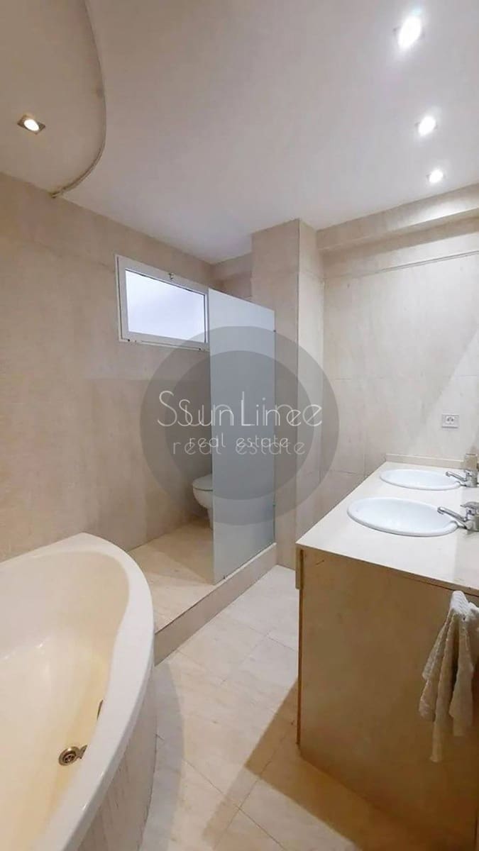 Piso de 2 habitaciones en València ciudad en alquiler - 1.375 € (Ref: 10186160)