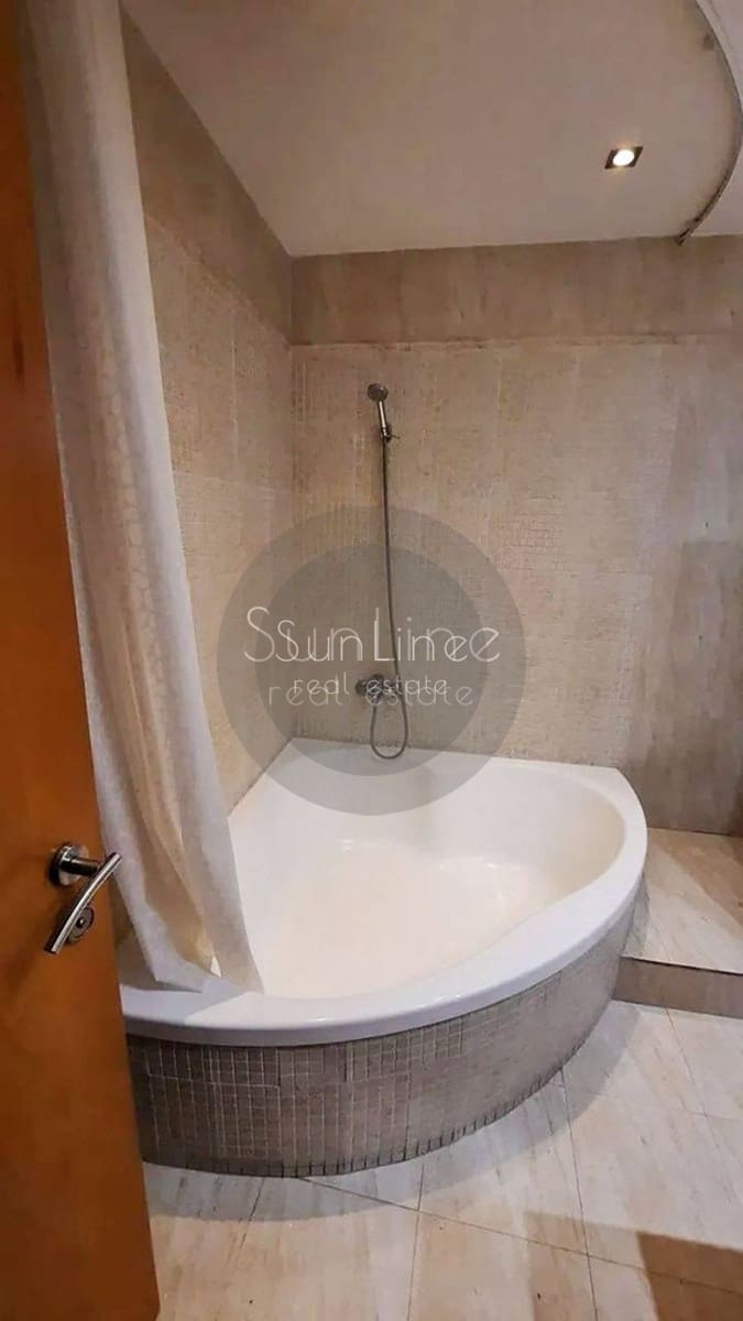 Piso de 2 habitaciones en València ciudad en alquiler - 1.375 € (Ref: 10186160)