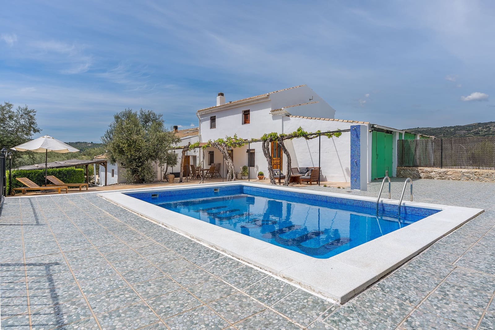 6 camera da letto Affittacamere/B & B in vendita in Montefrio con piscina garage - 455.000 € (Rif: 9850027)