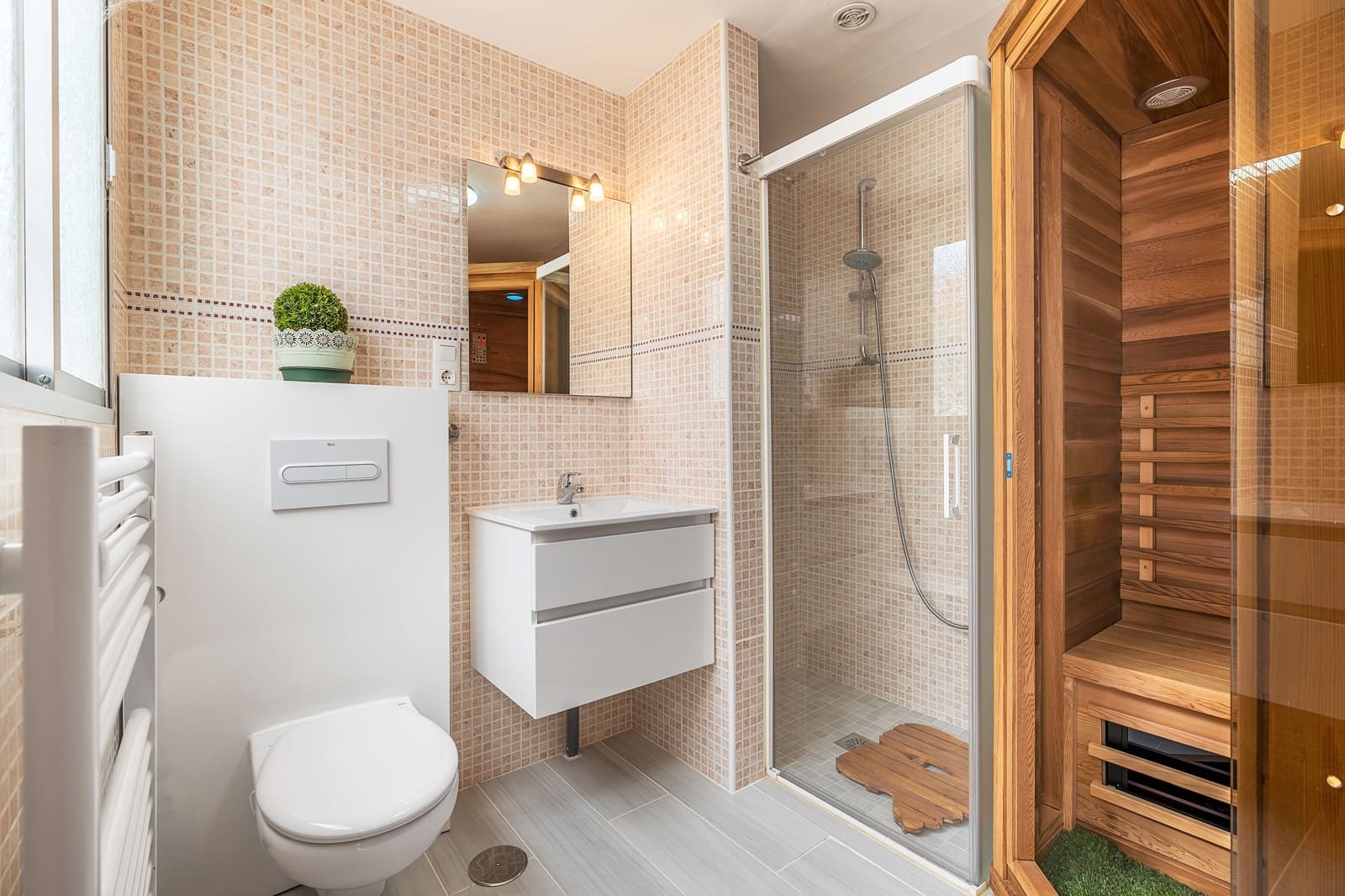 6 camera da letto Affittacamere/B & B in vendita in Montefrio con piscina garage - 455.000 € (Rif: 9850027)