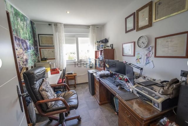 8 chambre Maison de Ville à vendre à El Vendrell avec piscine garage - 1 050 000 € (Ref: 9847788)