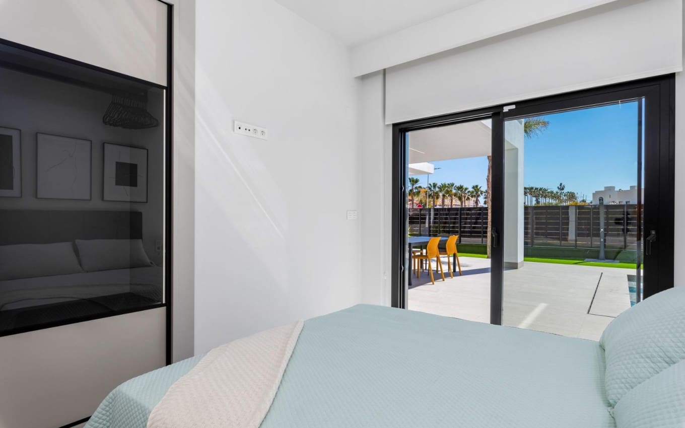 3 slaapkamer Villa te koop in Algorfa met zwembad garage - € 670.000 (Ref: 9968410)