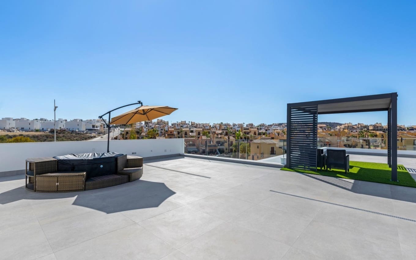 3 slaapkamer Villa te koop in Algorfa met zwembad garage - € 670.000 (Ref: 9968410)