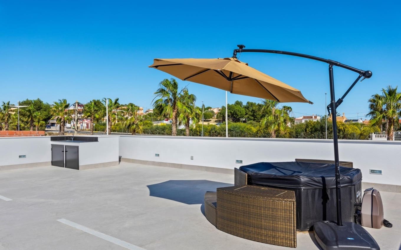 3 slaapkamer Villa te koop in Algorfa met zwembad garage - € 670.000 (Ref: 9968410)