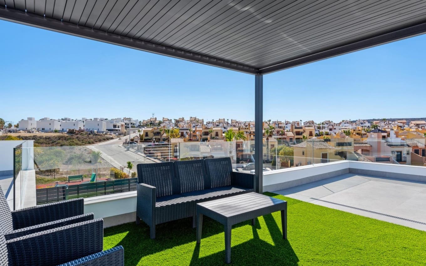 3 slaapkamer Villa te koop in Algorfa met zwembad garage - € 670.000 (Ref: 9968410)