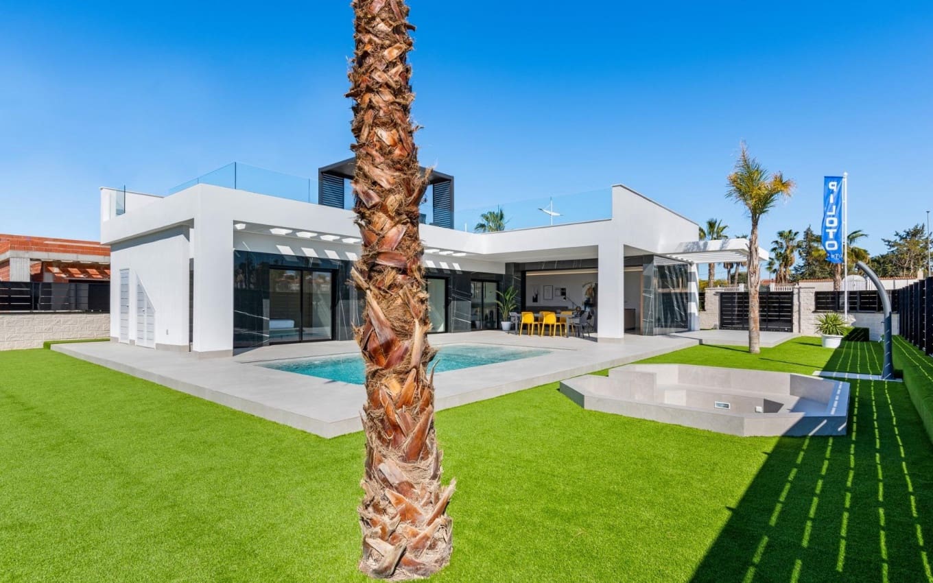 3 slaapkamer Villa te koop in Algorfa met zwembad garage - € 670.000 (Ref: 9968410)