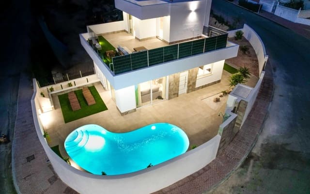 3 soverom Villa til salgs i Ciudad Quesada, Rojales med svømmebasseng garasje - € 598 000 (Ref: 9968415)