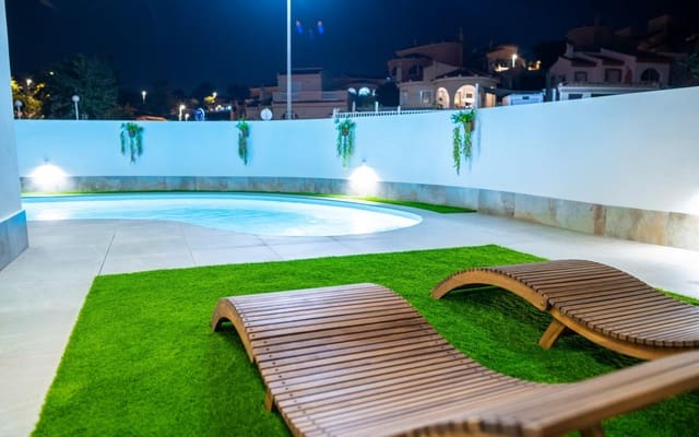 3 soverom Villa til salgs i Ciudad Quesada, Rojales med svømmebasseng garasje - € 598 000 (Ref: 9968415)