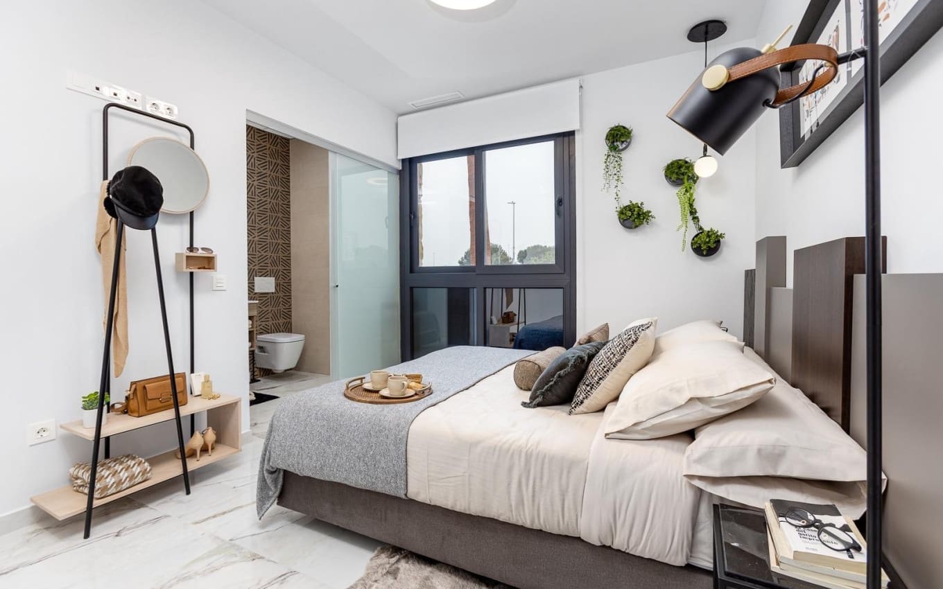 3 soverom Villa til salgs i Ciudad Quesada med svømmebasseng garasje - € 588 000 (Ref: 9968416)