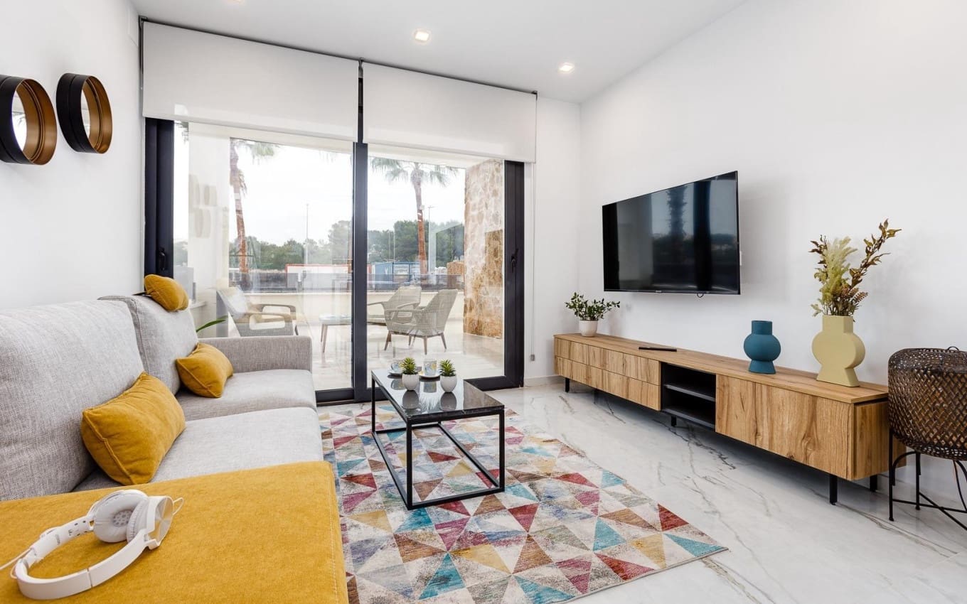 3 soverom Villa til salgs i Ciudad Quesada med svømmebasseng garasje - € 588 000 (Ref: 9968416)