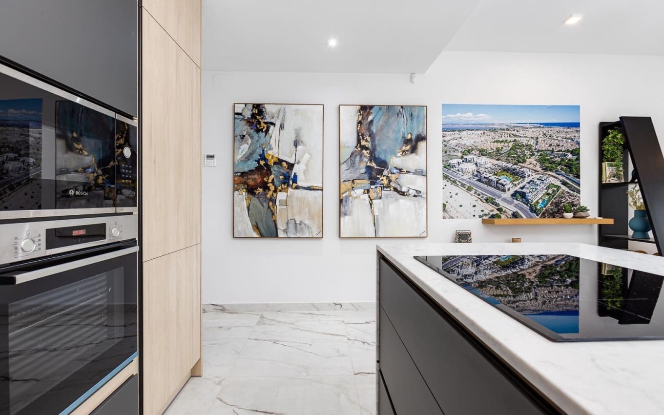 3 soverom Villa til salgs i Ciudad Quesada med svømmebasseng garasje - € 588 000 (Ref: 9968416)