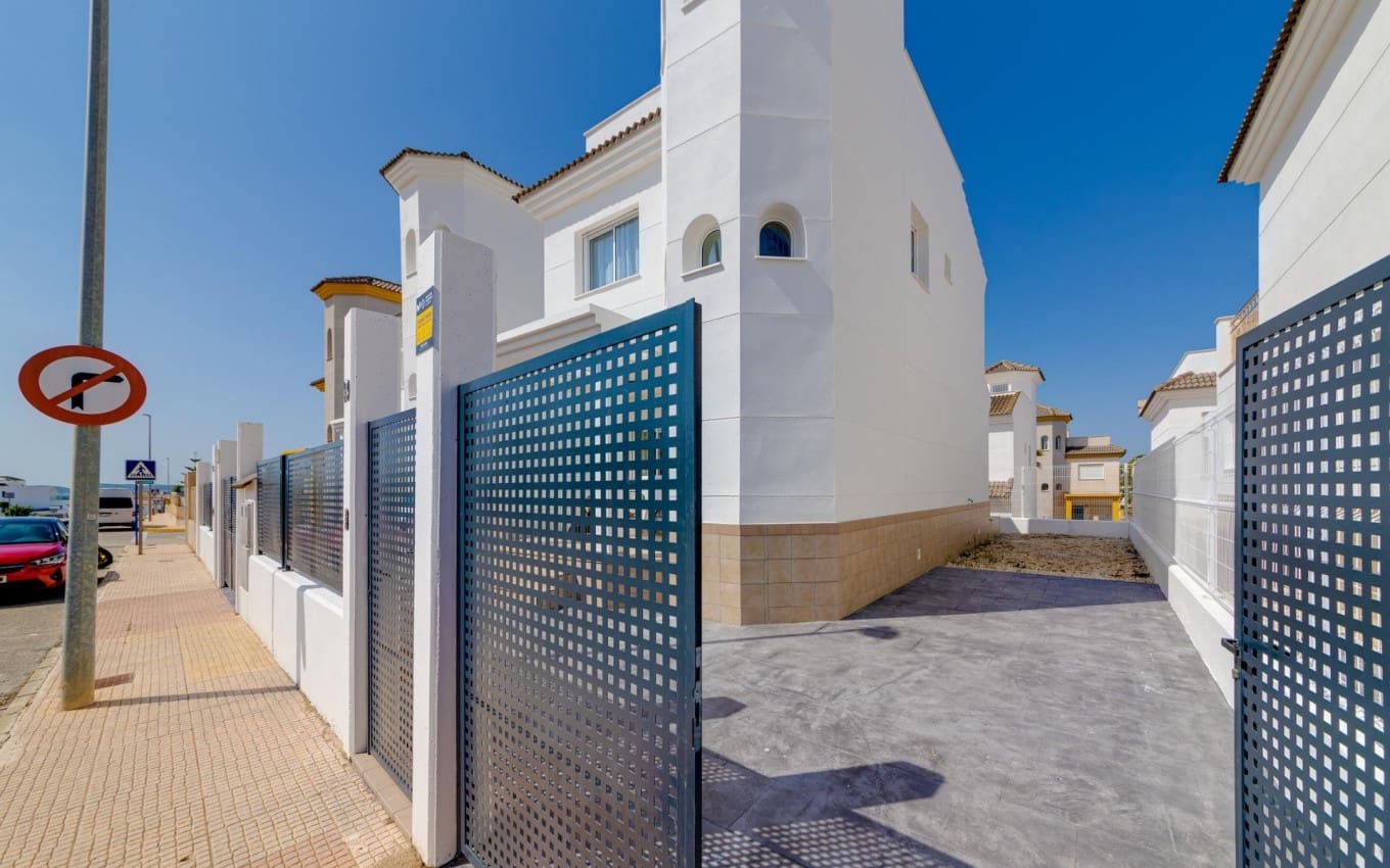 3 sovrum Villa till salu i San Fulgencio med pool garage - 275 000 € (Ref: 9968420)